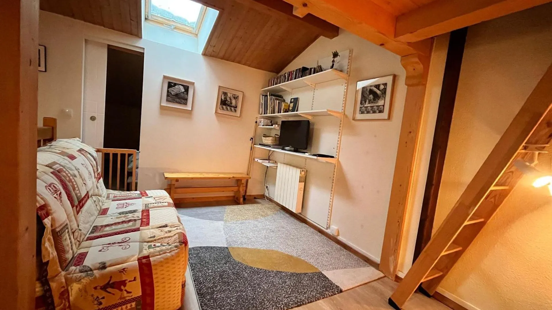 Joli T3 Ensoleille, Proche Centre, Avec Balcon, Parking Et Casier A Ski - Fr-1-624-89 Samoëns 0*,